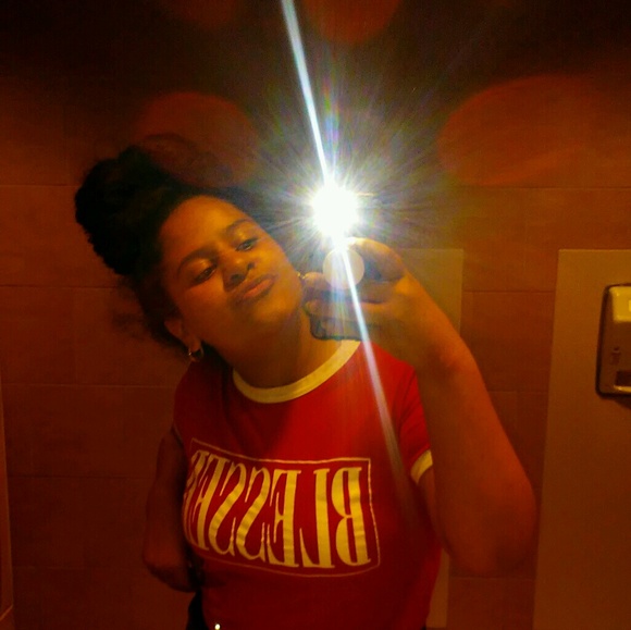 Meet your Posher, Brissa - Picture 1 of 1